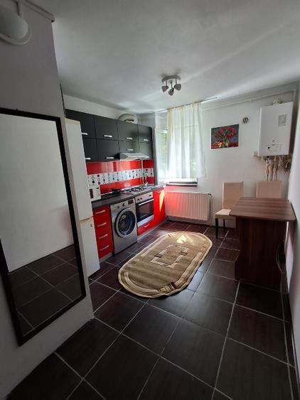 Apartament cu 2 camere semidecomandat, mobilat în Gării
