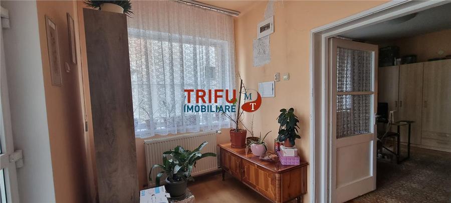 Casă individuală cu 4 camere cu Teren 1428 Mp în Partoș