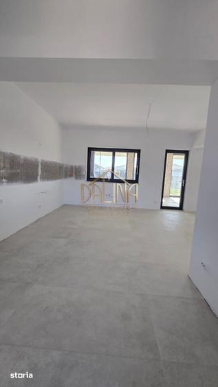 Casă cu 4 camere cu Teren 1010 Mp în Balotești