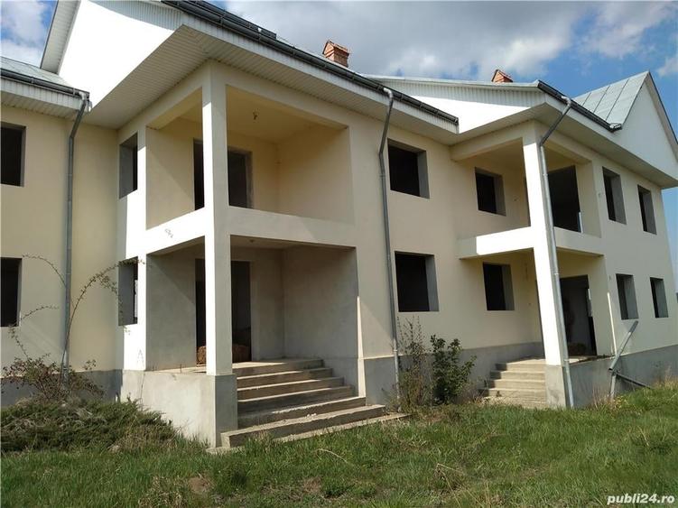 Casă în Bodești