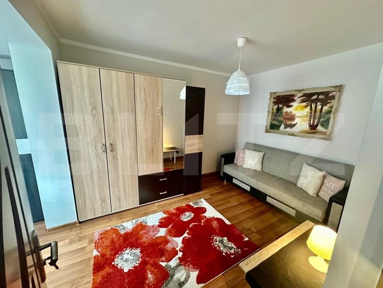 Apartament cu 2 camere semidecomandat, mobilat în George Enescu