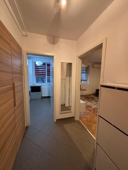 Apartament cu 2 camere semidecomandat, mobilat în Gara de Nord