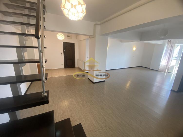 Apartament cu 4 camere decomandat, mobilat în Șerbănești