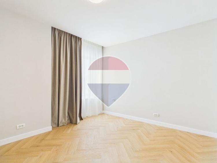 Apartament cu 3 camere, mobilat în Aviației