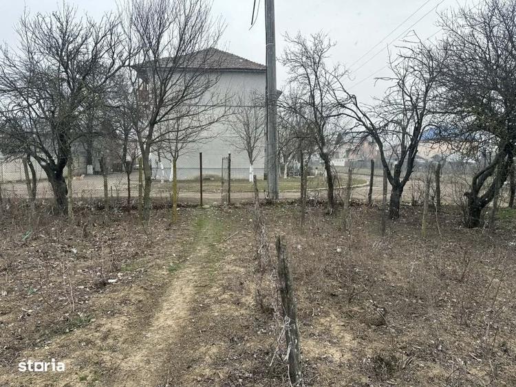 Spațiu comercial, în Coșoveni
