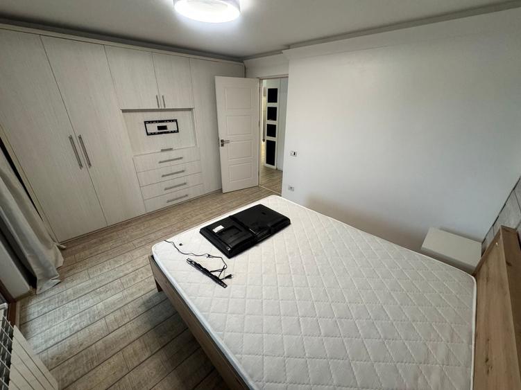 Apartament cu 3 camere decomandat, mobilat în Inel I