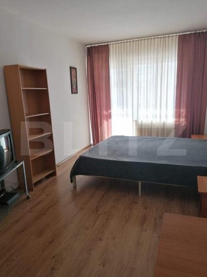 Apartament spatios de vanzare, 5 camere, 93 mp, zona Hotel Diana - 10