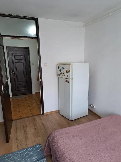 Garsonieră decomandată în Bartolomeu