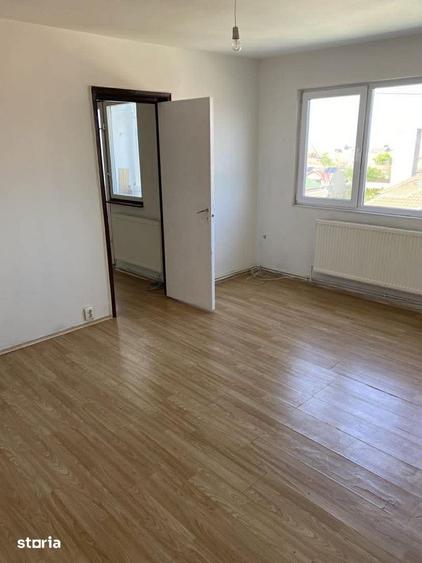 Apartament cu 2 camere semidecomandat în 14 Mai