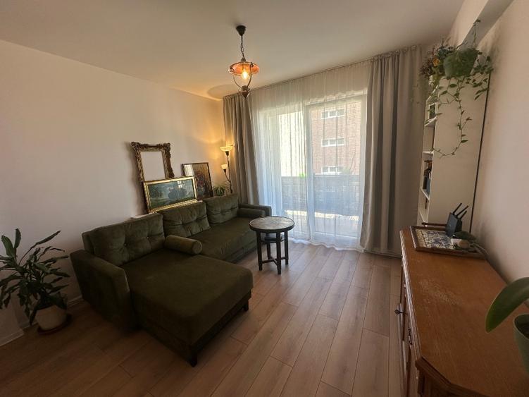 Apartament cu 2 camere decomandat, mobilat în Turnișor