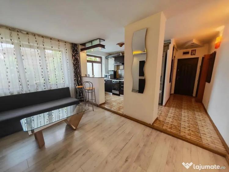 Apartament cu 2 camere semidecomandat în Central