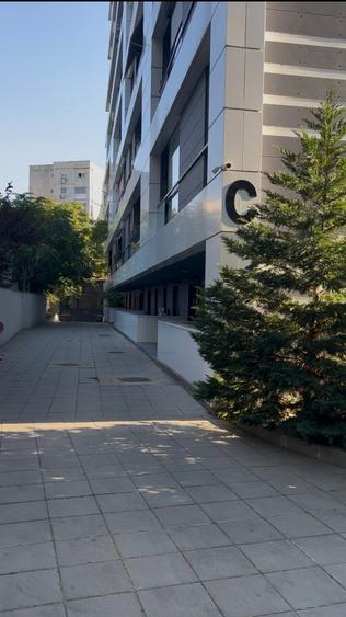 Apartament cu 2 camere semidecomandat în Calea Călărașilor