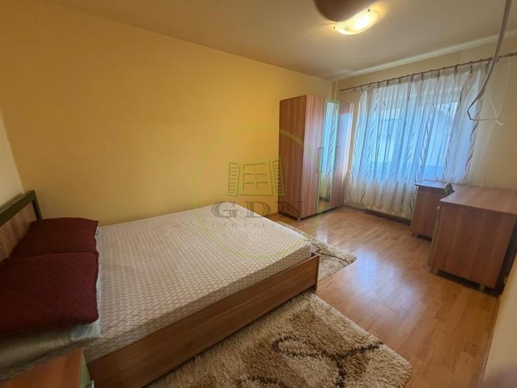 Apartament cu 2 camere decomandat, mobilat în 13 Decembrie