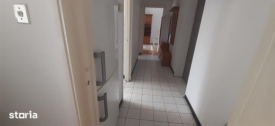 Bd-dul Regele Mihai 1, zona centrala, 2 camere, etaj 1 - 5