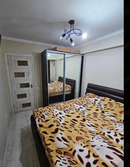 Garsonieră decomandată în Romană