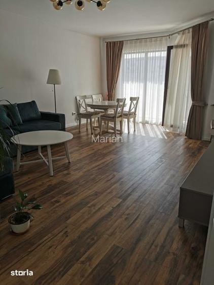 Proprietar Vand apartament 3 camere central