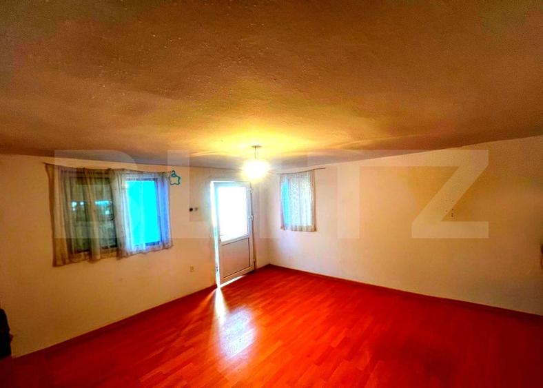 Casă individuală cu 3 camere cu Teren 741 Mp în Sântămărie