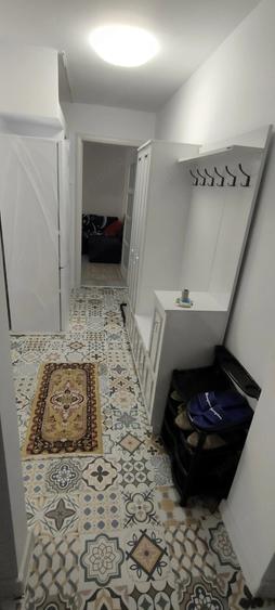 Apartament cu 3 camere semidecomandat în Ultracentral