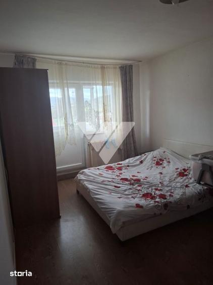 Apartament cu 3 camere decomandat, mobilat în Central