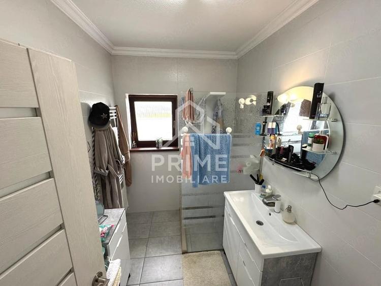 Casă cu 3 camere cu Teren 809 Mp în Central