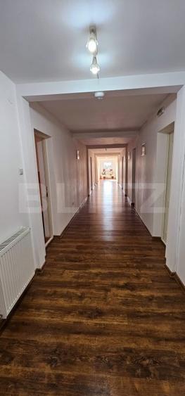 Casă individuală cu 16 camere cu Canalizare în Exterior Nord