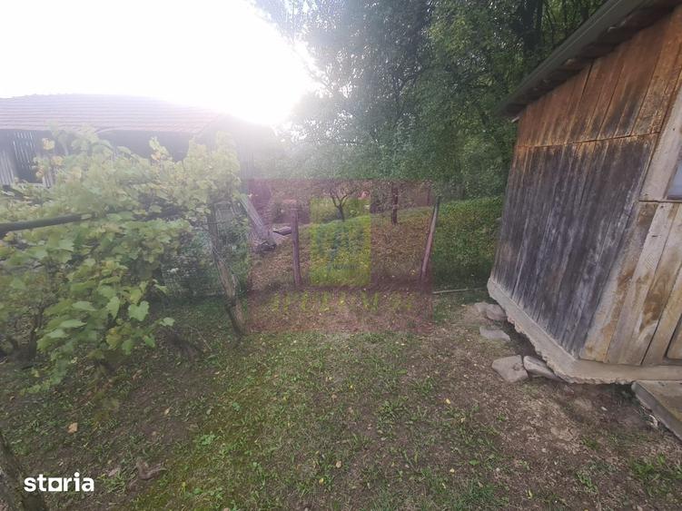 Casă cu 3 camere cu Teren 3410 Mp în Aluniș