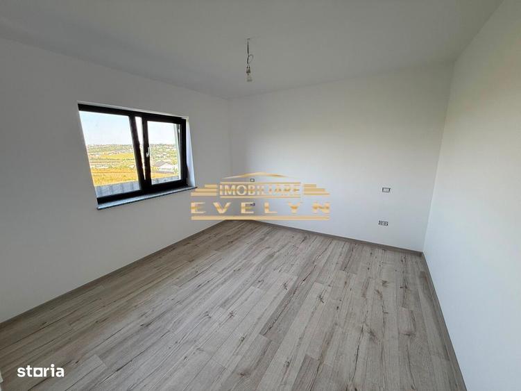 Casă cu 4 camere cu Teren 550 Mp în Central