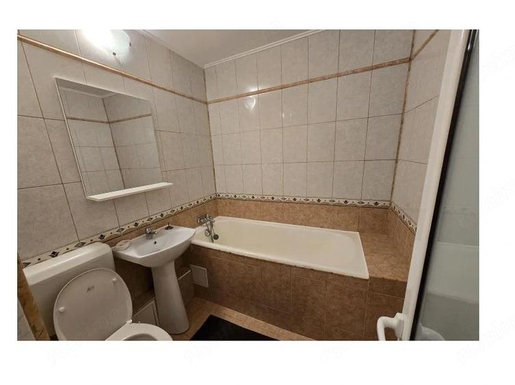 Apartament cu 3 camere decomandat, mobilat în Timpuri Noi