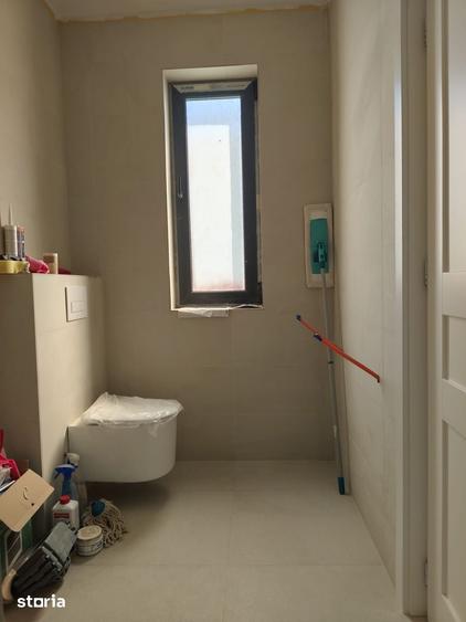 Casă cu 4 camere cu Teren 340 Mp în Joița