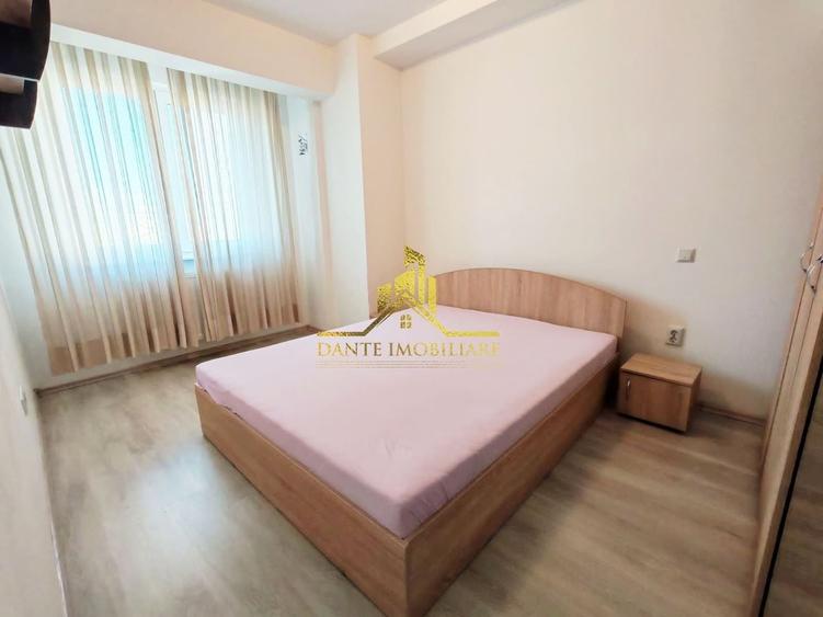 Apartament cu 3 camere semidecomandat, mobilat în Iris