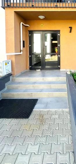 Apartament cu 2 camere decomandat în Cristian
