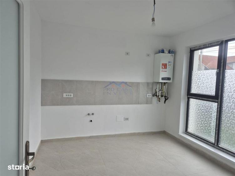 Apartament cu 4 camere în Micești