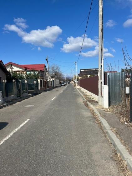 Teren Construcții intravilan de 1032 mp, în Sud