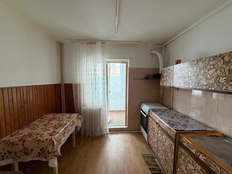 Apartament cu 2 camere decomandat în Alfa
