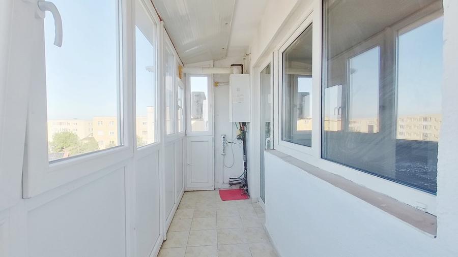 Apartament cu 2 camere semidecomandat în Aurel Vlaicu