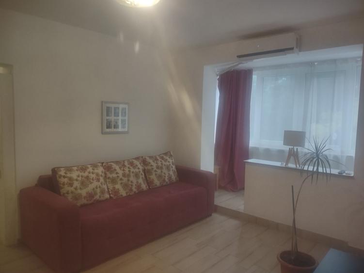 Apartament cu 2 camere semidecomandat în Central