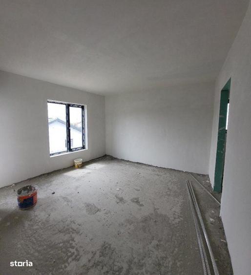 Casă cu 4 camere în Vârteju