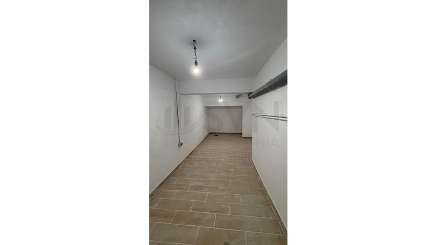 Casă individuală cu 6 camere cu Canalizare în Lacul Tei