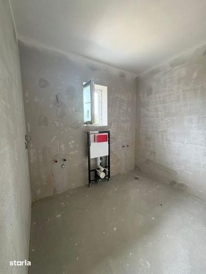 Casă cu 4 camere cu Teren 350 Mp în Ferneziu