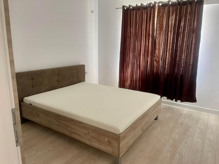 Apartament cu 3 camere decomandat în Chiajna