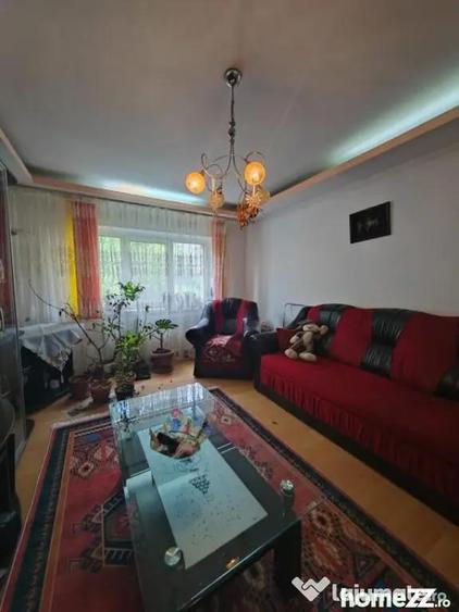 Apartament cu 2 camere decomandat în Mihai Bravu