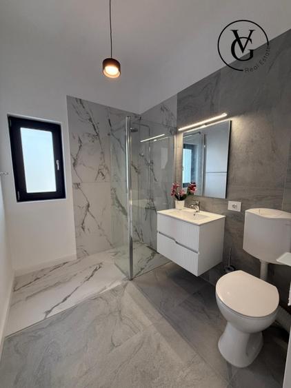 Duplex cu 4 camere cu Canalizare în Corbeanca