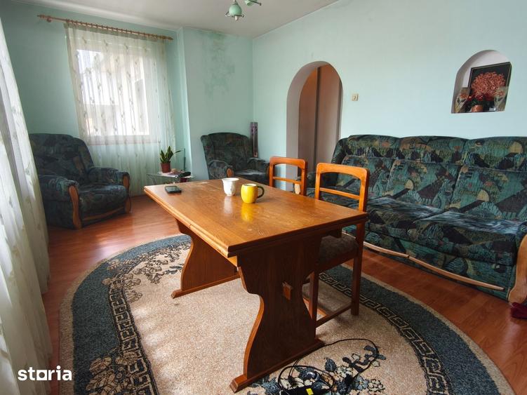 Apartament 3 camere, 97 mp(etaj 1) + 2 spa?ii anexe in aceea?i curte - 8