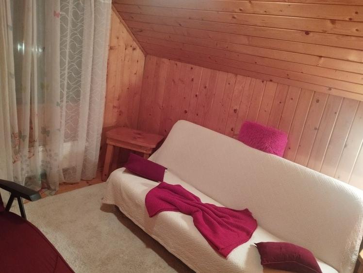 Casă cu 4 camere în Moieciu