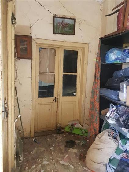 Casă cu 5 camere cu Teren 246 Mp în Apollo