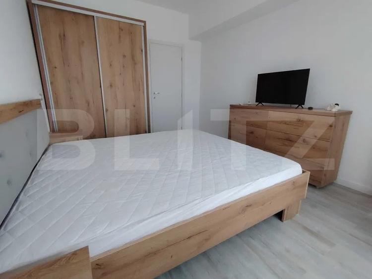 Apartament cu 2 camere decomandat, mobilat în Semicentral