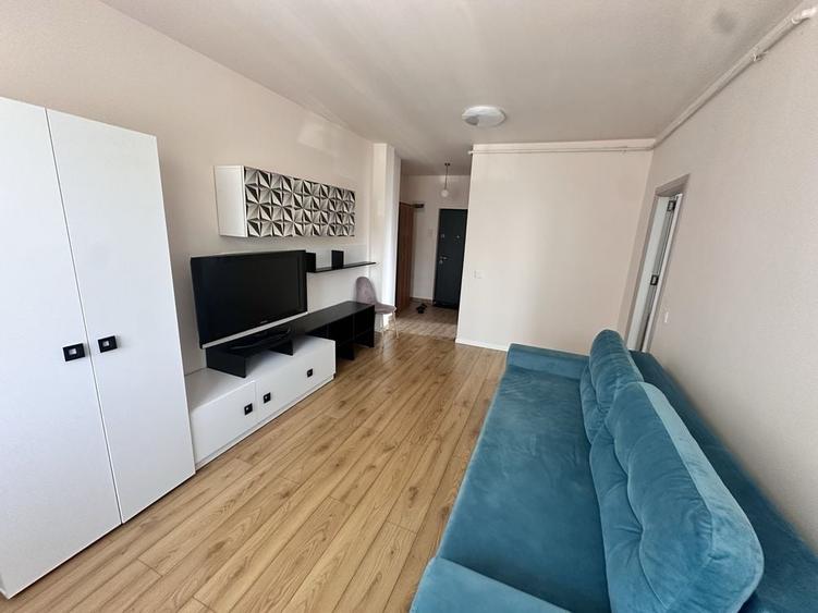 Apartament cu 2 camere decomandat în Florești