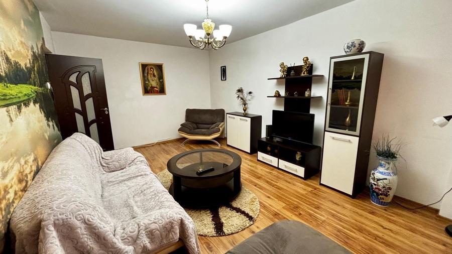 Apartament cu 2 camere decomandat, mobilat în Ultracentral