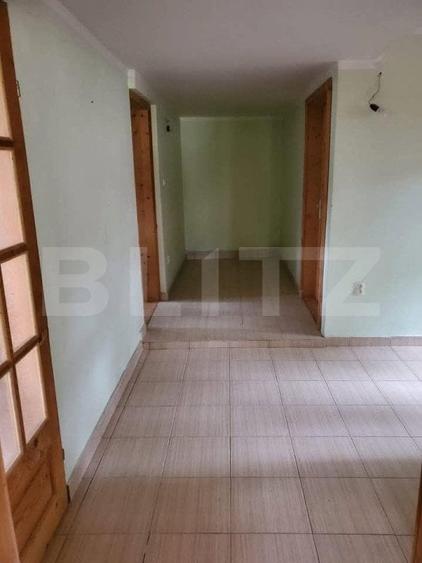 Casă individuală cu 5 camere cu Teren 2300 Mp în Micești