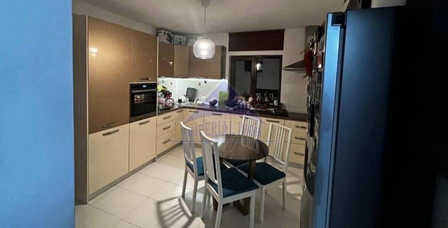 Casă individuală cu 4 camere cu Teren 780 Mp în Spătaru